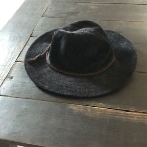 Fashion hat